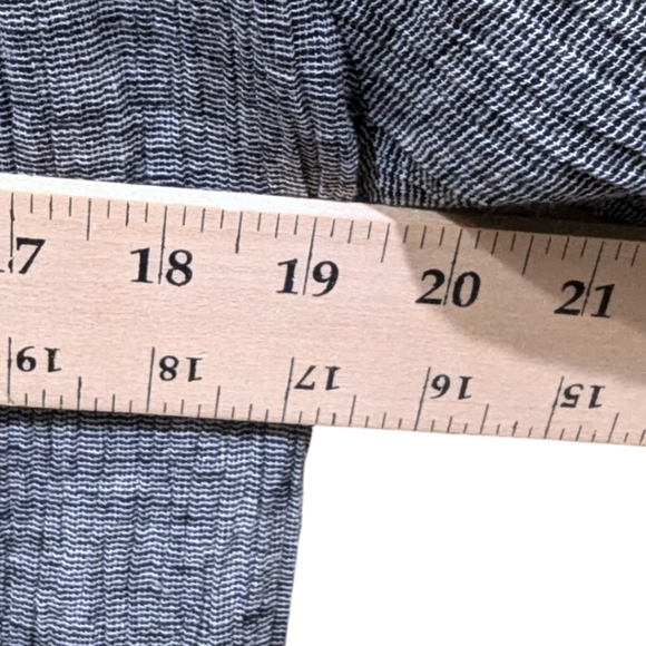 Soft Surroundings Grey Linen Blend Open Front Duster Coat with Black Frill (S) - Picture 7 of 7